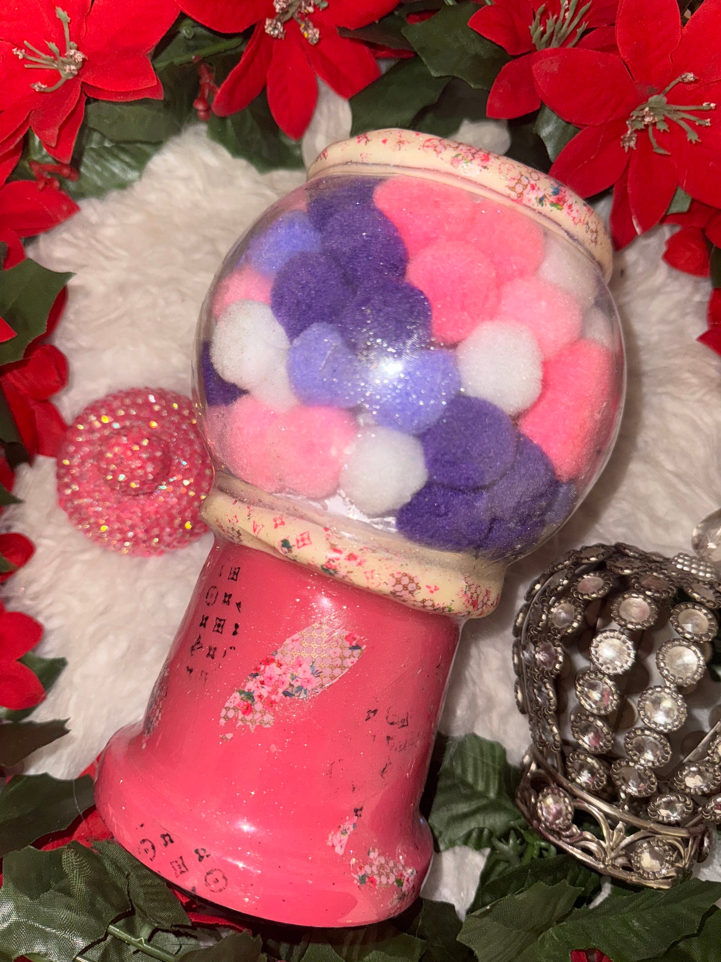 Gumball machine w/ rhinestone lid ready to ship tumbler