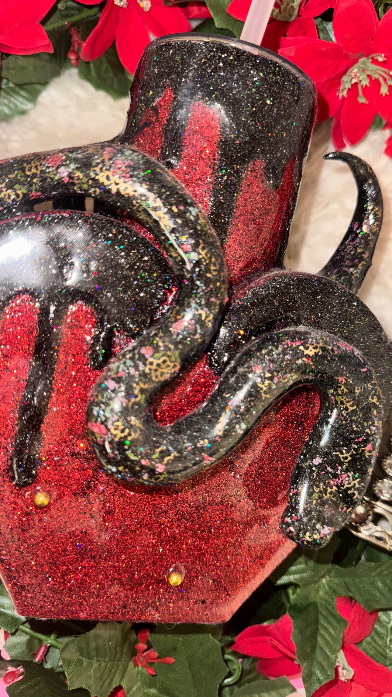 Dark snake ready to ship tumbler