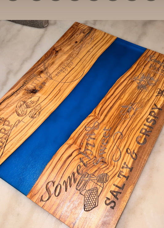 Snack engraved board